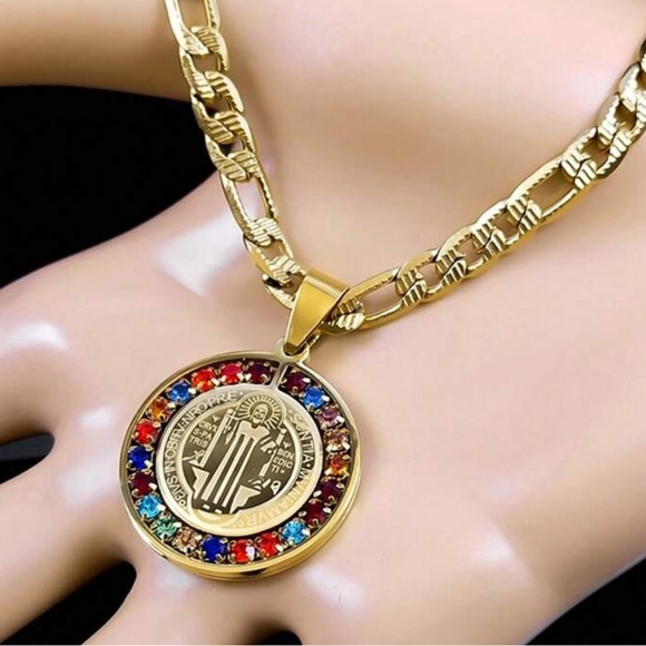 BLUE CLOVER Golden girls statement Necklace, Minimalist Golden Hypoallergenic… - Picture 3 of 13